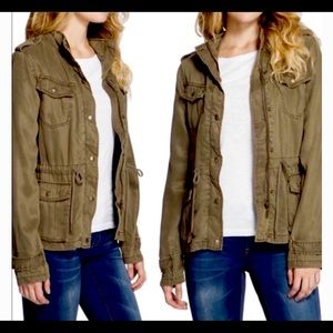 Max Jeans Utility Jacket size small (Fits a Medium)